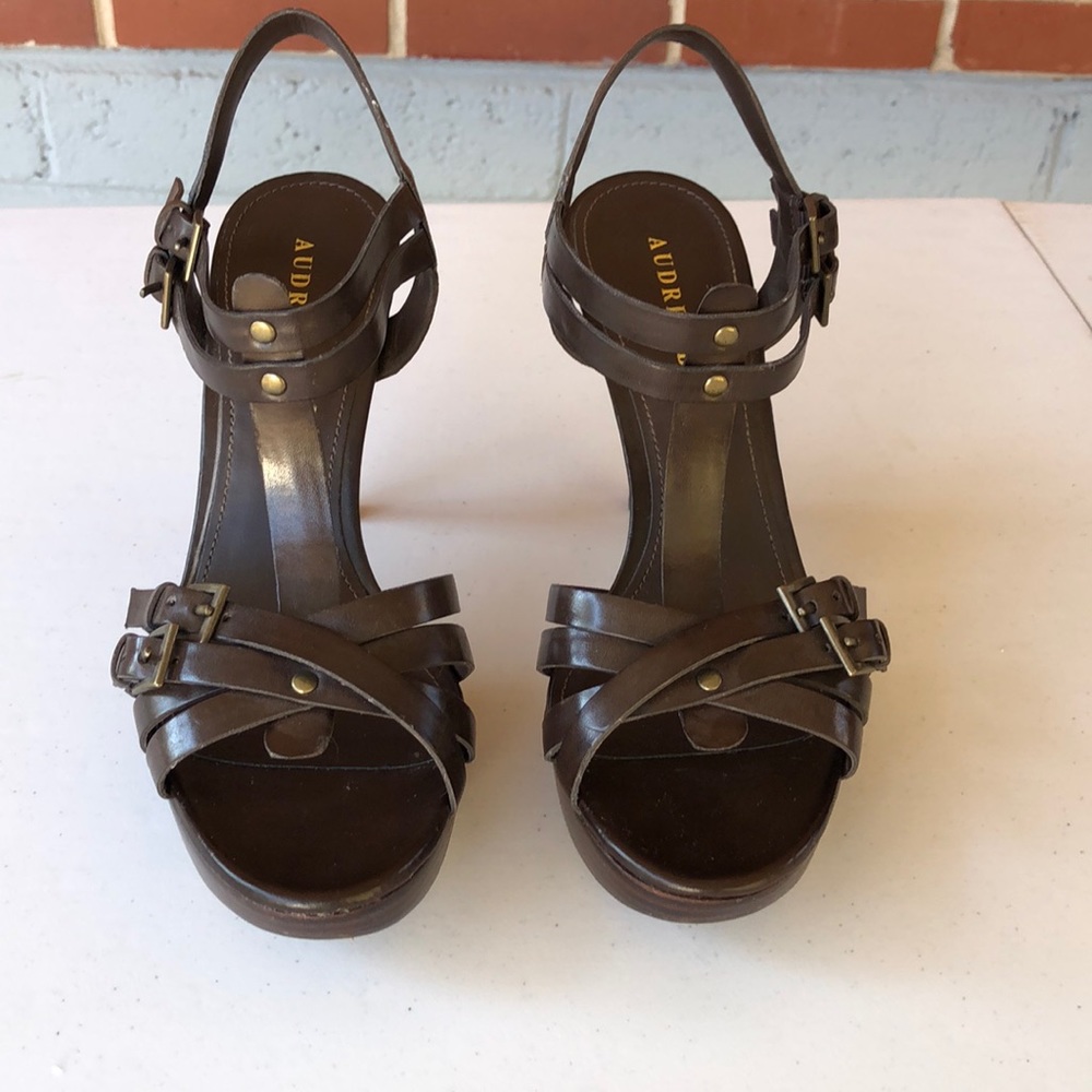 Audrey Brooke brown sandal